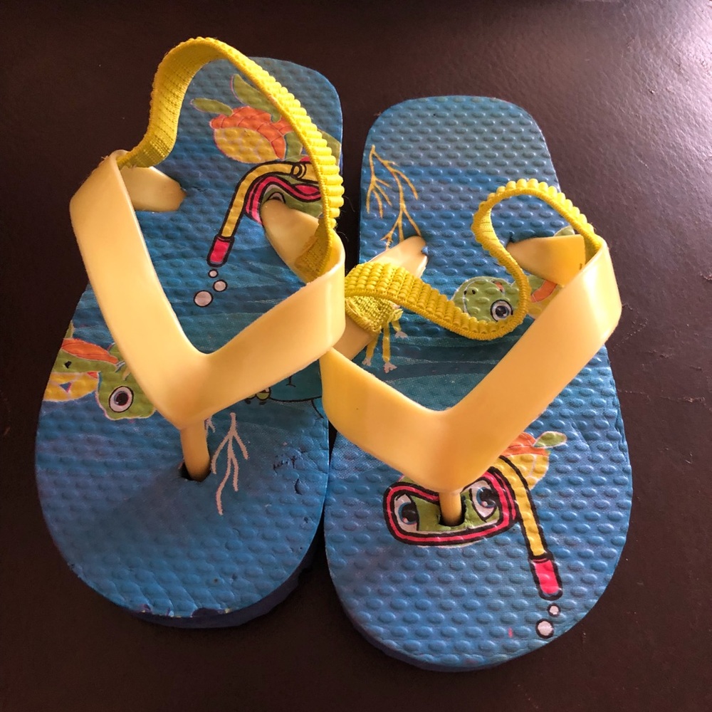Size 6 baby sandals